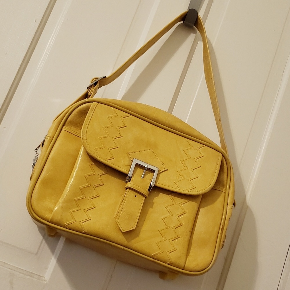 Vintage American Tourister shoulder bag purse